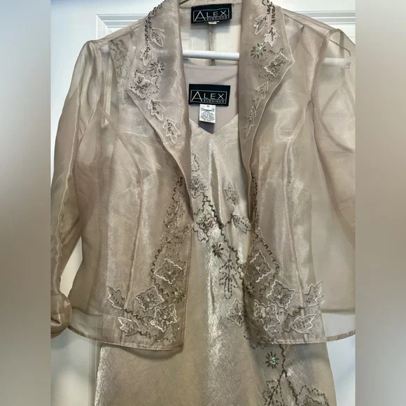 Alex Evenings Vintage Champagne Formal Dress & Embroidered Jacket Set Size 10 - Picture 3 of 5